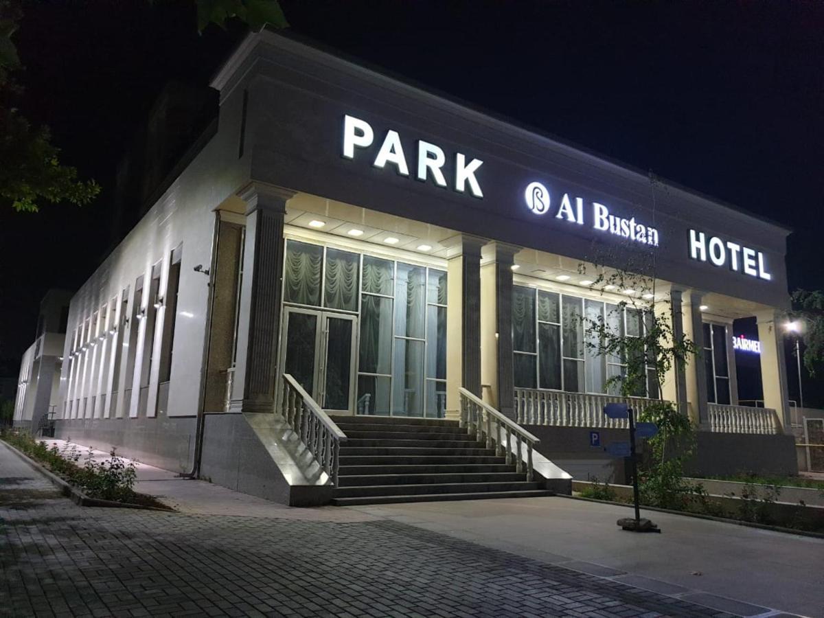 Park Hotel Al Bustan Sjymkent Exteriör bild